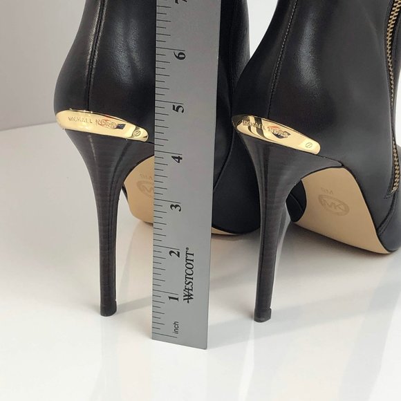 *NIB* MICHAEL KORS CLARA BOOTS, SIZE 9M, DK CHOC - Picture 3 of 8